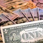 ヴェブレン効果とは？事例とマーケティングへの活用方法を分かりやすく解説。